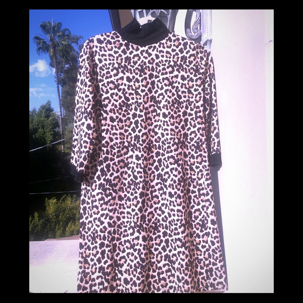 Dress - Picture 1 of 1